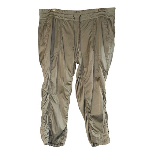 The North Face Aphrodite 2.0 Hiking Capri Women XXL Olive Green Outdoors Camping - Picture 1 of 9